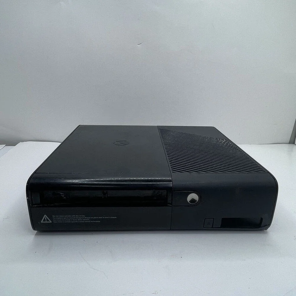 Black Microsoft Xbox 360 E Model 1538 Slim Console Only *FOR PARTS / READ*